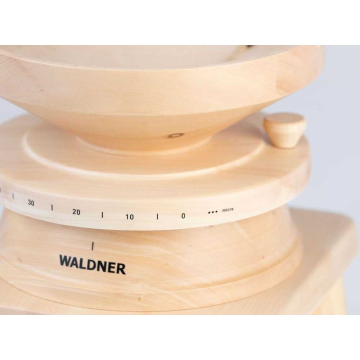 Waldner Family sähköinen jauhomylly pinjamännystä, 400 W, 170 g/min