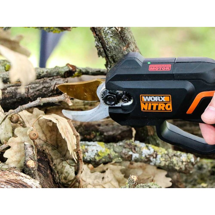 Worx Nitro WG330E akkukäyttöiset oksasakset, 20 V, 2 Ah, 25 mm