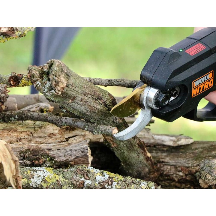 Worx Nitro WG330E.9 akkukäyttöiset oksasakset, 20 V, ilman akkua ja laturia