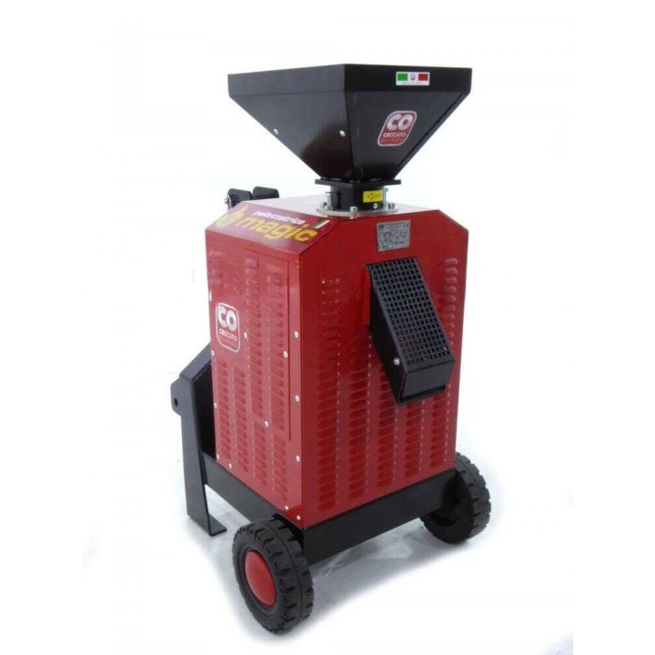 Ceccato Olindo P.T.O. pellettikone traktorikäyttöön, 70–80 kg/h