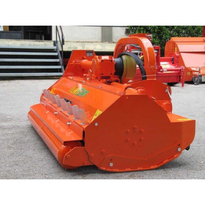 PS 160 raskaan sarjan traktorimurskain, 160 cm, hydraulinen sivusiirto, 55–60 HP