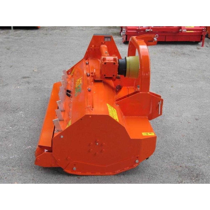PF 180 raskaan sarjan traktorimurskain, 180 cm työleveys, 55–60 HP