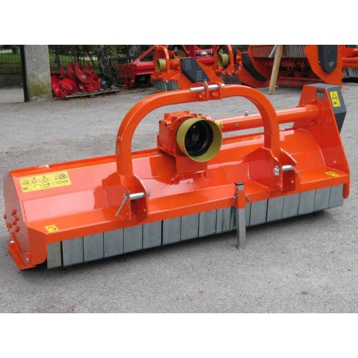 PF 180 raskaan sarjan traktorimurskain, 180 cm työleveys, 55–60 HP