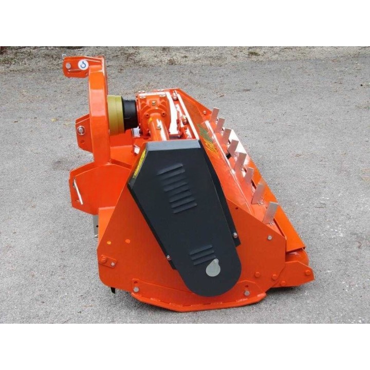 PF 160 raskaan sarjan traktorimurskain, 160 cm, 50–55 HP, hammastetut vasarat