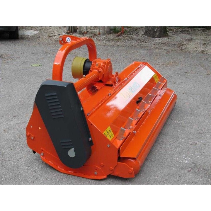 PF 160 raskaan sarjan traktorimurskain, 160 cm, 50–55 HP, hammastetut vasarat