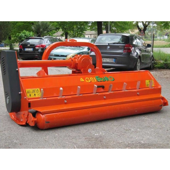 PF 160 raskaan sarjan traktorimurskain, 160 cm, 50–55 HP, hammastetut vasarat
