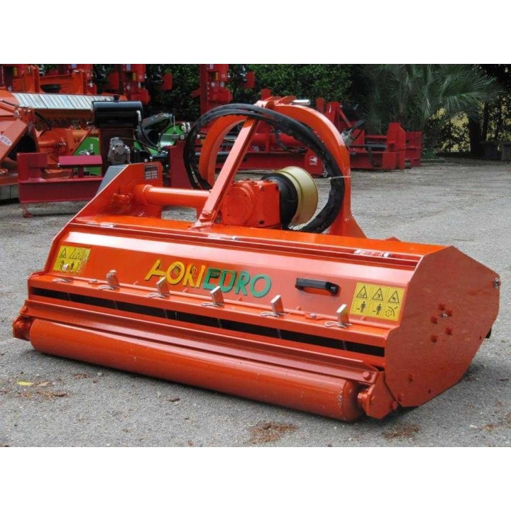 MS 150 takamurskain traktoriin, hydraulinen sivusiirto, 150 cm, 35–40 HP