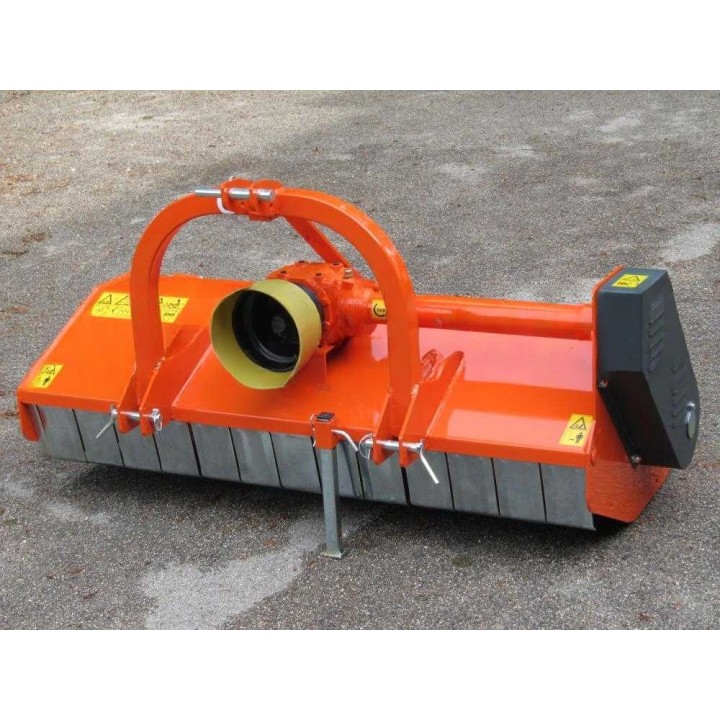 MF 130 traktorimurskain, 130 cm, 30–35 HP, hammastetut vasarat