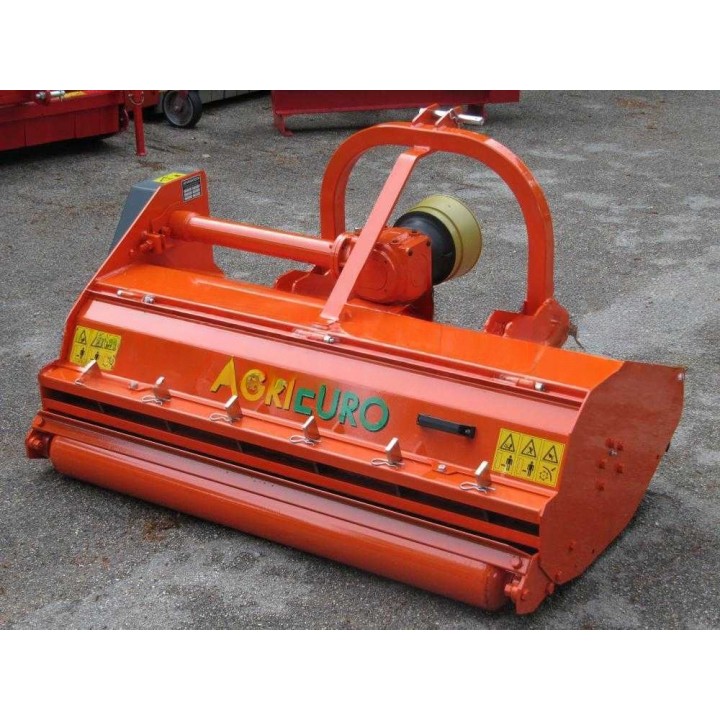 MF 120 traktorimurskain, 120 cm, 30–35 HP, nivelakseli
