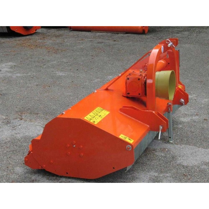 MF 120 traktorimurskain, 120 cm, 30–35 HP, nivelakseli