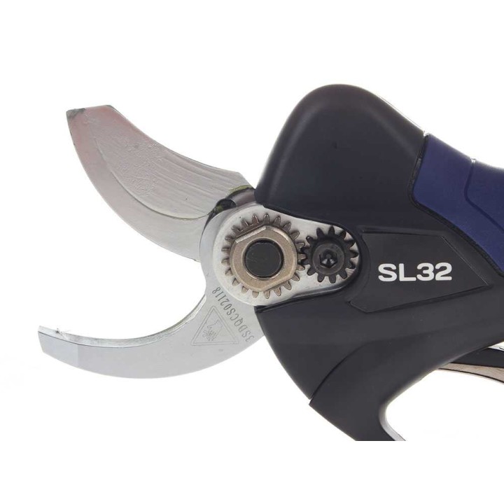 Campagnola SL32 akkukäyttöiset oksasakset, 2 × 16,8 V, 2 Ah