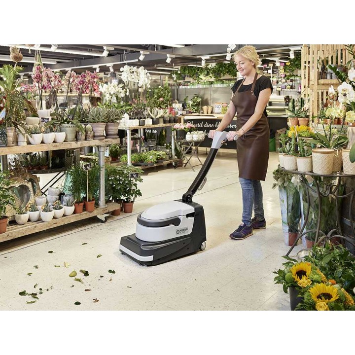 Nilfisk SC 250 akkukäyttöinen lattianpesukone, 36 V, 34 cm