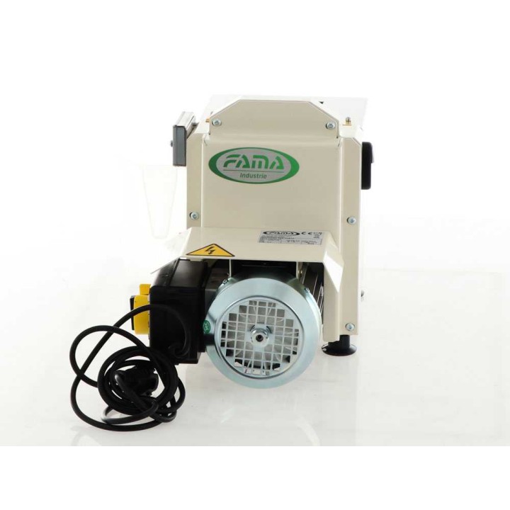 Fama MINI pastakone vaivaamiseen ja pursotukseen, 300 W, 230 V