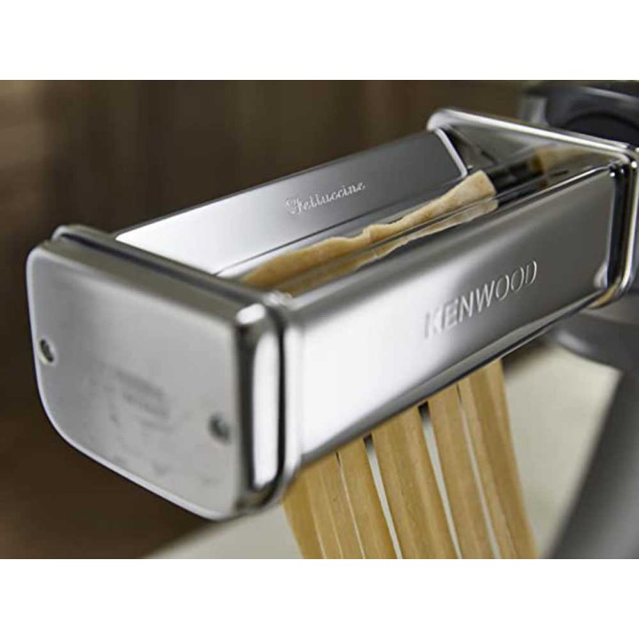 Kenwood KAX984ME pastaleikkuri neliöspagetille, 2 mm