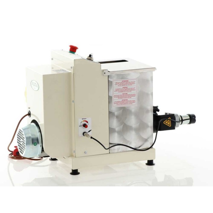 Fama Industrie Grande pastakone pastaleikkurilla, kolmivaiheinen, 750 W, 400 V