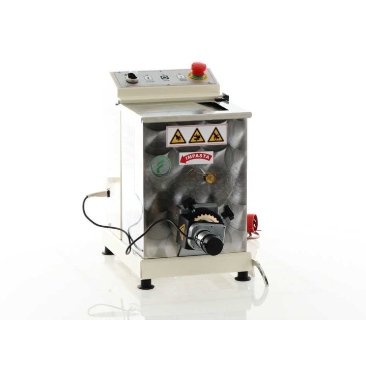 Fama Industrie Grande pastakone pastaleikkurilla, kolmivaiheinen, 750 W, 400 V