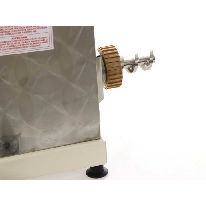Fama Industrie Grande pastakone pastaleikkurilla, kolmivaiheinen, 750 W, 400 V