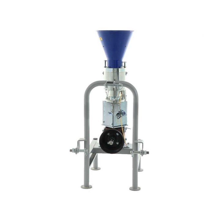 Smartwood PLT-100 PTO -pellettikone traktorikäyttöön, 60–70 kg/h, 6 mm