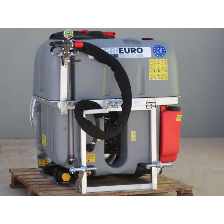 Gray 300/70 sumuruiskutin traktoriin, 300 l, 700 mm, AR-713-pumppu