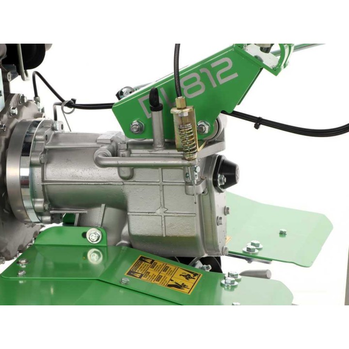 MGM DL812 dieseljyrsin, Loncin 227 cm³, 5 HP, työleveys 95 cm