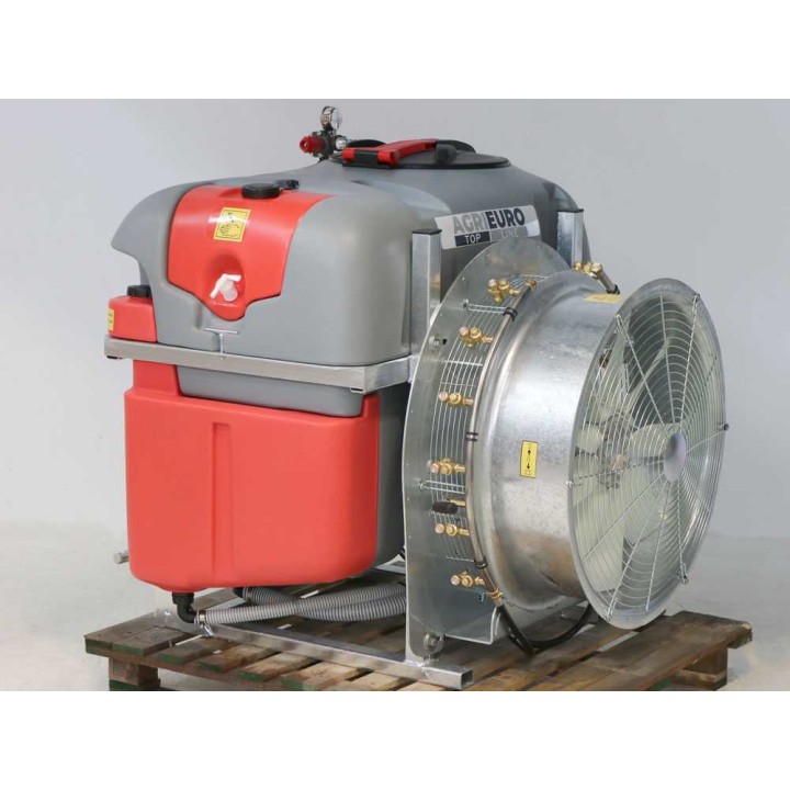 Gray 400/70 sumuruisku traktoriin, 400 l, 700 mm, AR-713-pumppu